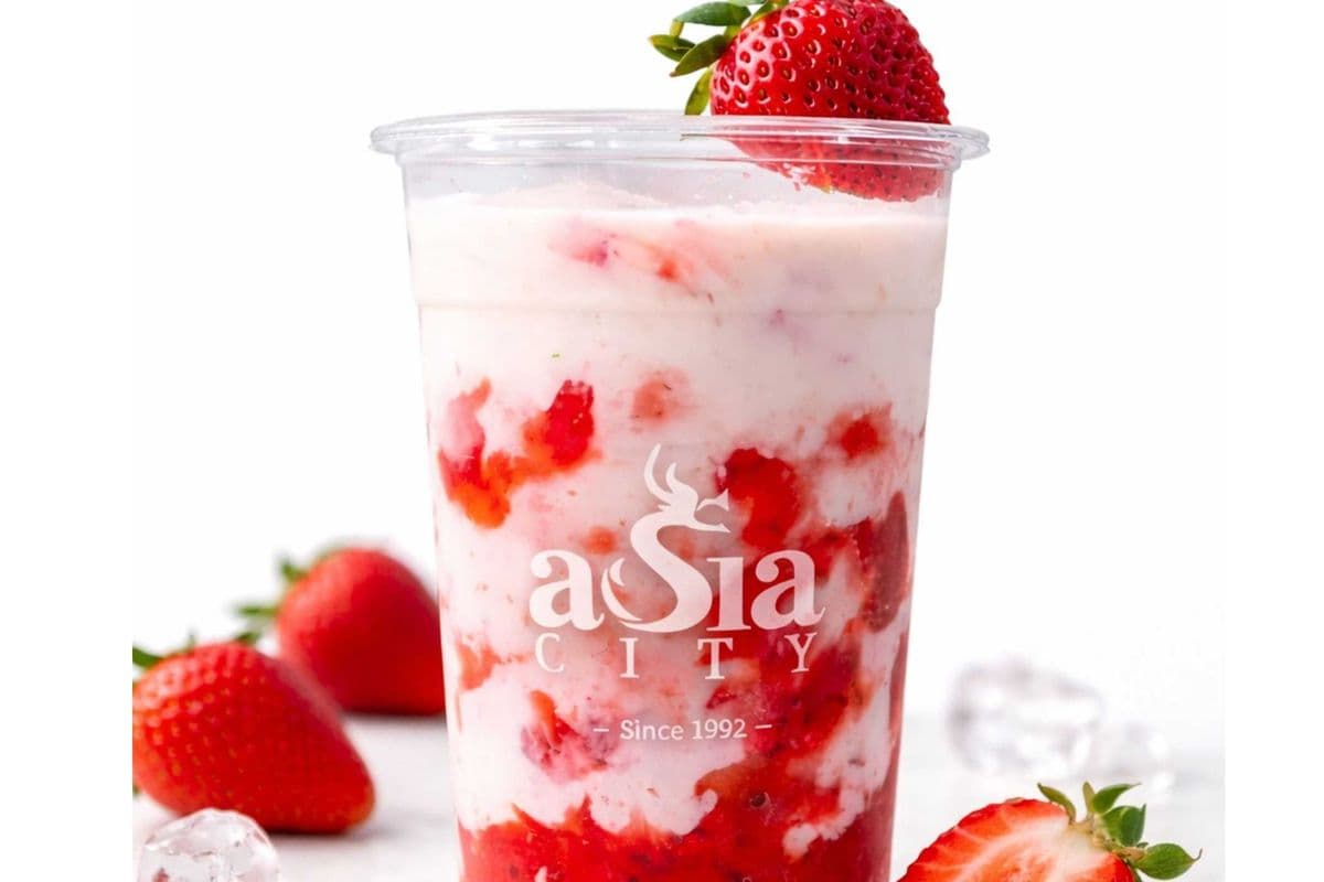 Korean Strawberry Milk