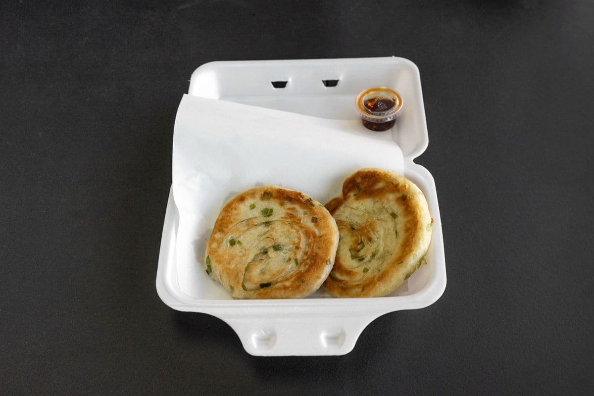 6. Stuffed Green Onion Cakes (2 pcs)