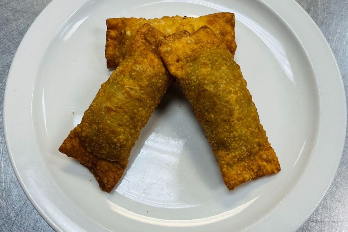Roast Pork Egg Roll (1 pc)