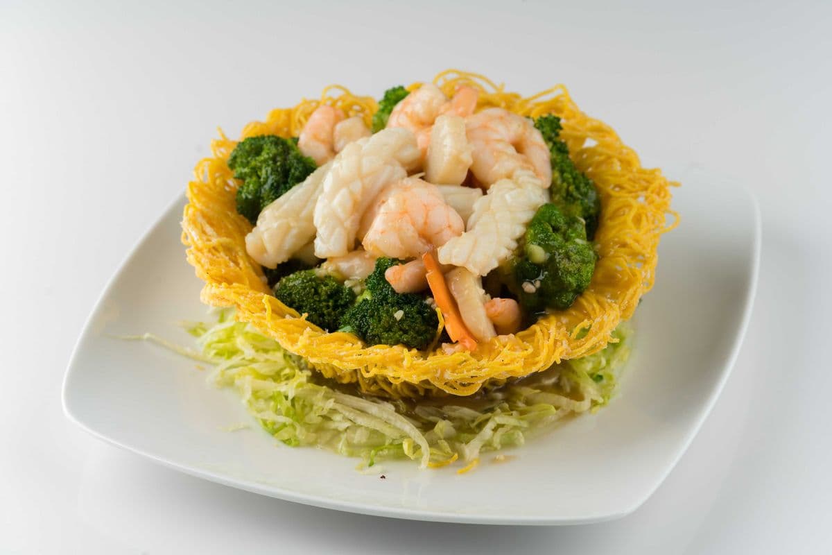 101. Signature Bird’s Nest Seafood