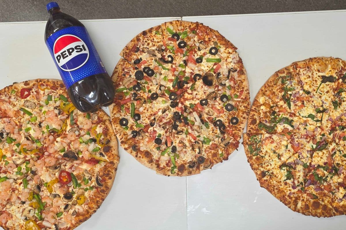 Combo 18 - 3 Medium 3-Topping Pizzas