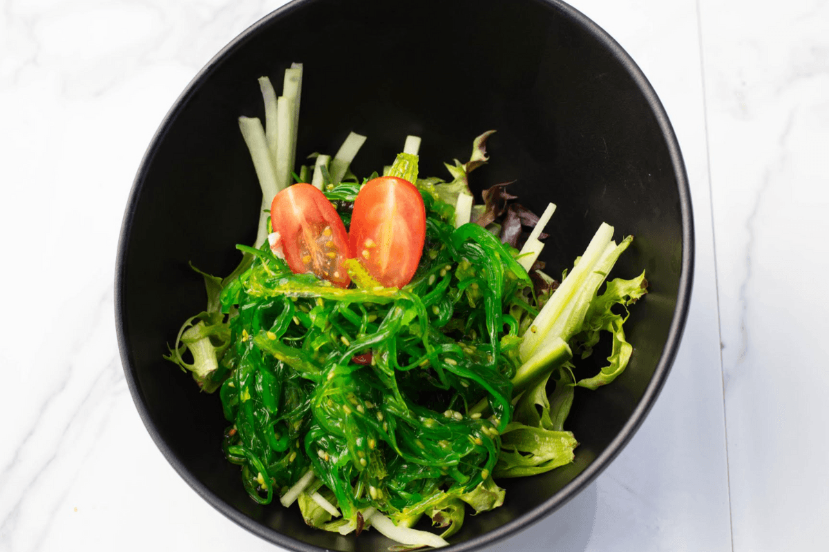 EBI WAKAME