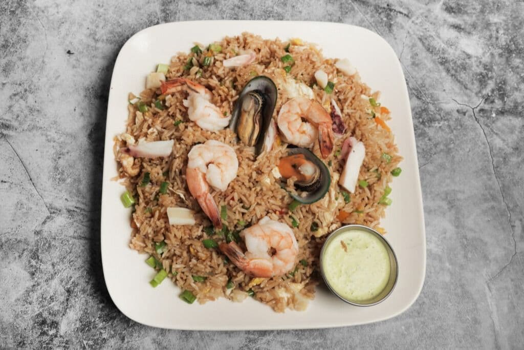 Riz frit aux fruits de mer à la sauce soja / Chaufa des mariscos