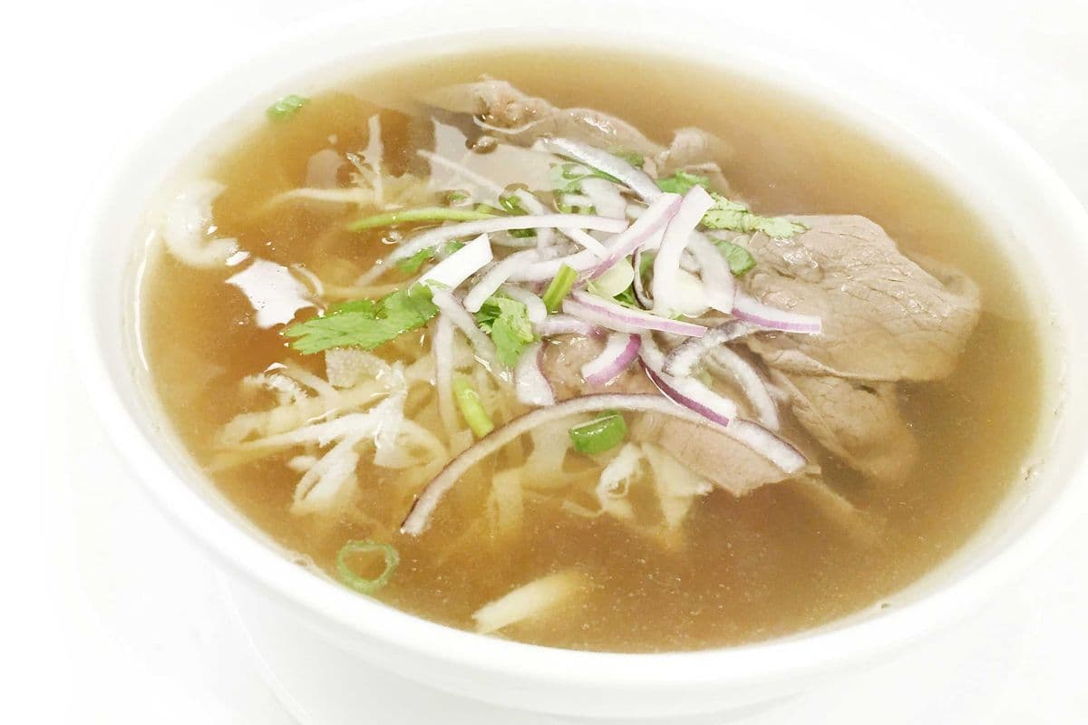 S6. Rare Beef and Tripe Pho