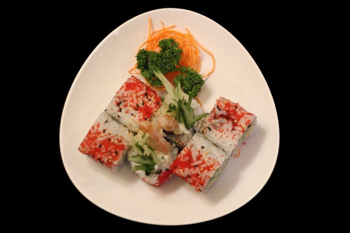 1. Dynamite Roll (8 pcs)