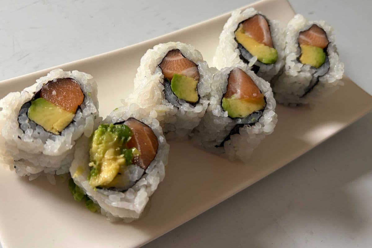 Avocado Salmon Roll
