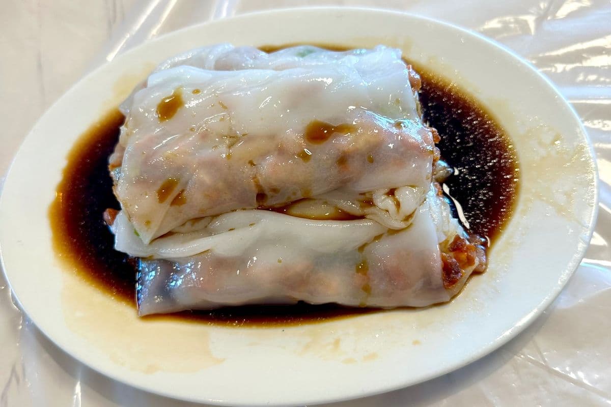 A28. Rouleaux de riz au porc BBQ / BBQ Pork Rice Roll