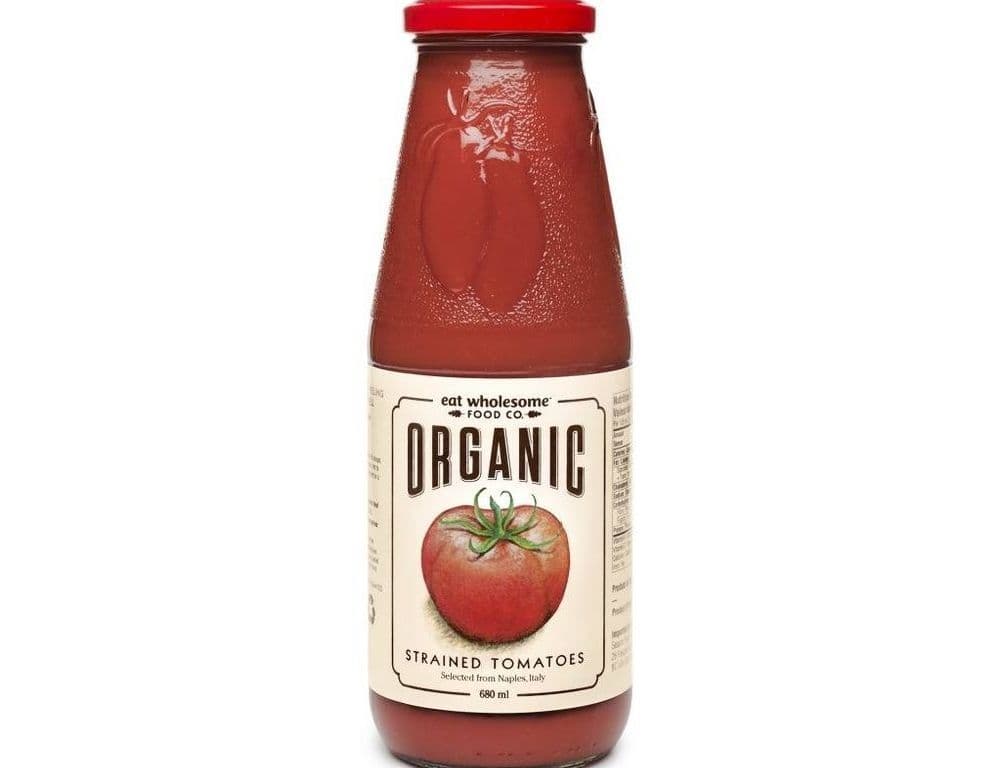 Eat wholesome organic strained tomatoes 680ml