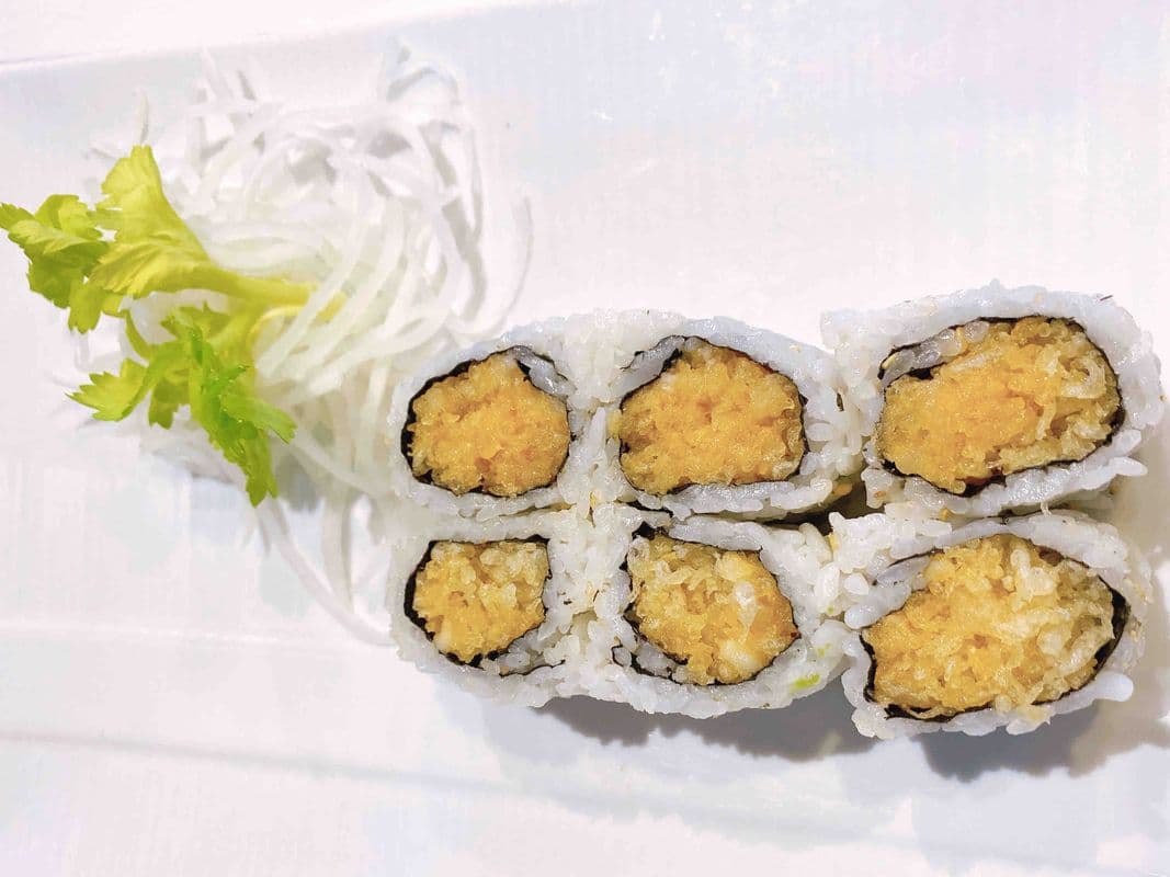 Crispy White Tuna Roll / R15 Rouleau Croustillant Au Thon Épicé