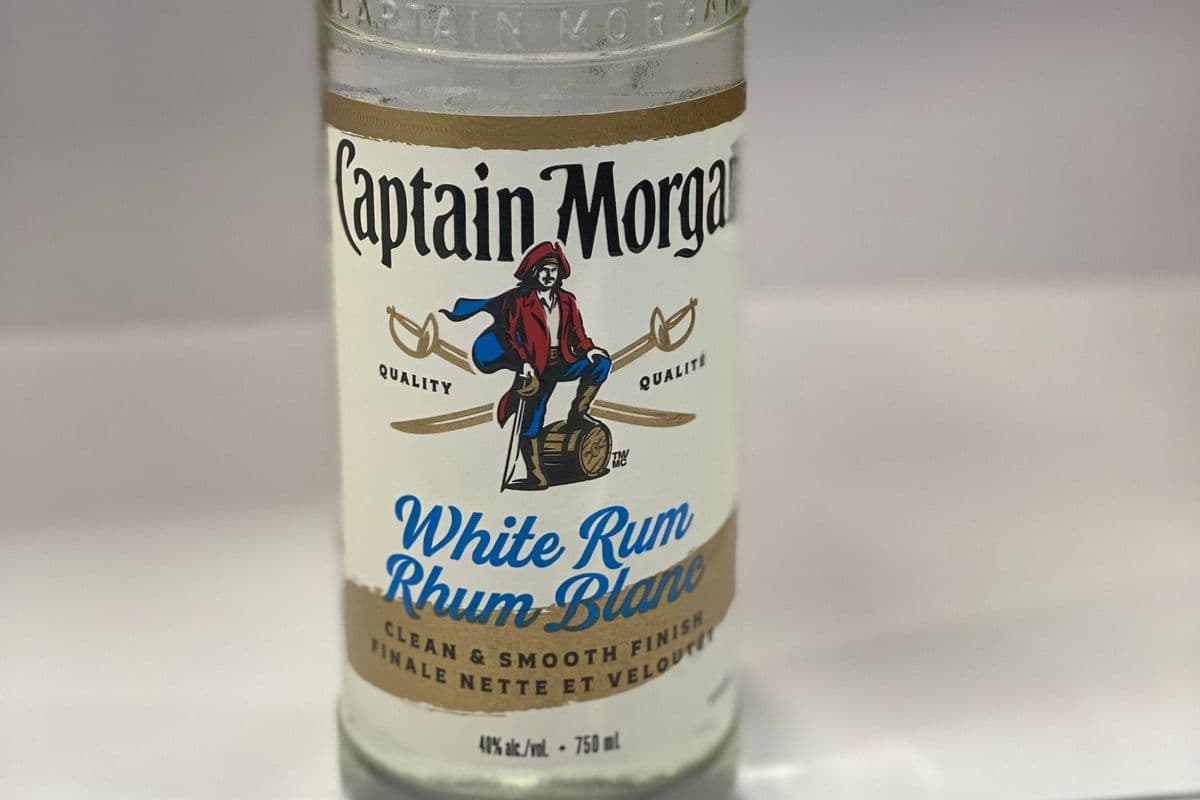 CAPTAIN MORGAN WHITE RUM 750ML (1 x 750ML)