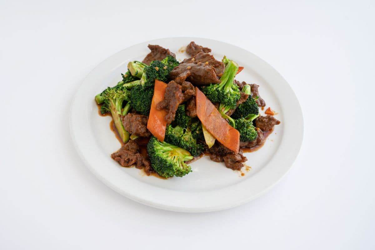B08. Beef with Broccoli
