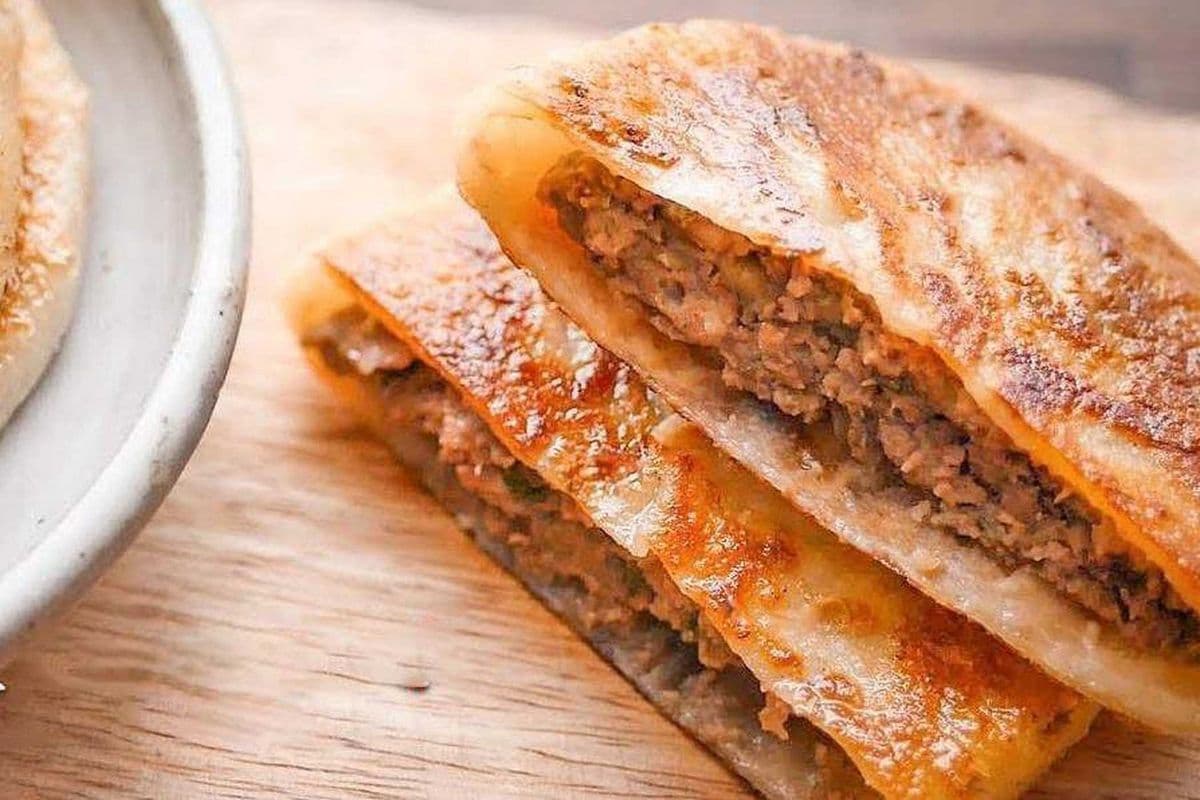 027. Beijing-Style Beef Pies (2 pcs)