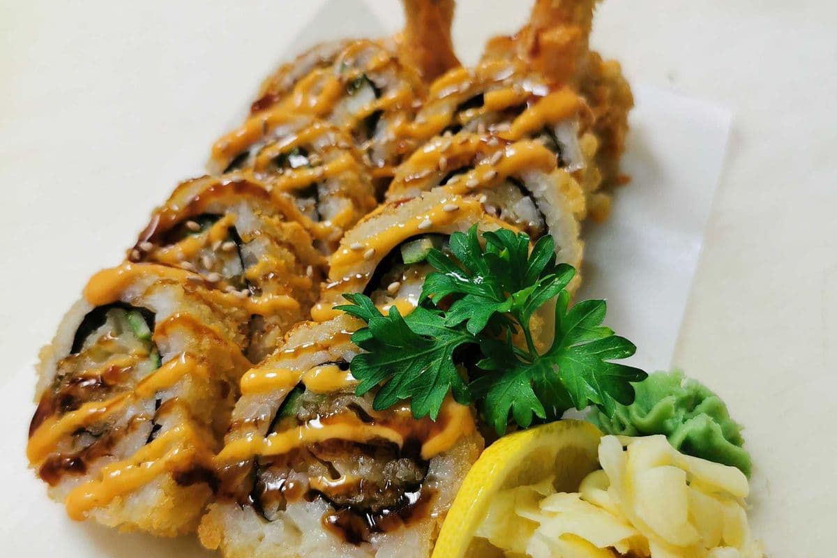Deep fried dynamite roll