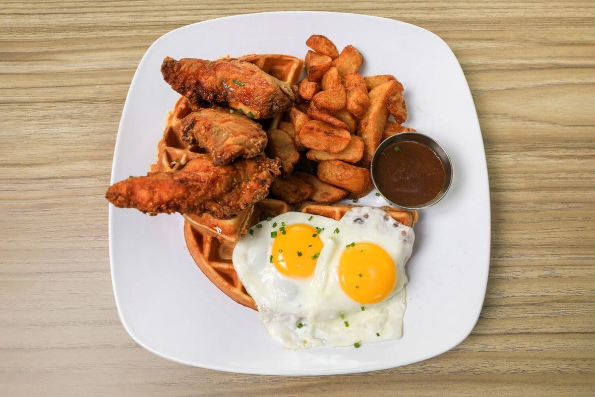 Gaufre et tendres de poulet maison / House Chicken tenders and Waffle