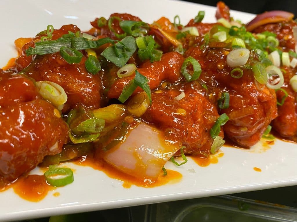 CHILLI CHICKEN 