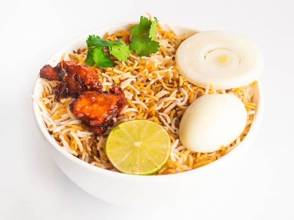 MUGHLAI BONELESS CHICKEN BIRYANI