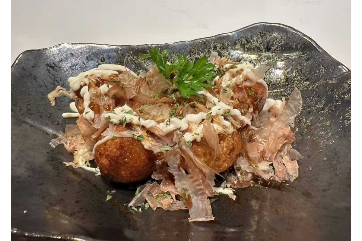 20. Takoyaki (5 pcs)