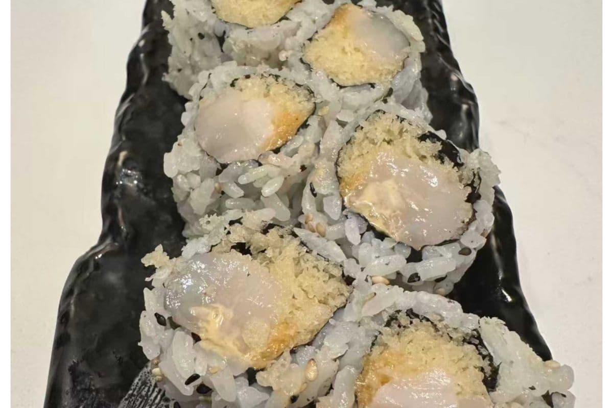 58. Spicy Scallop Roll