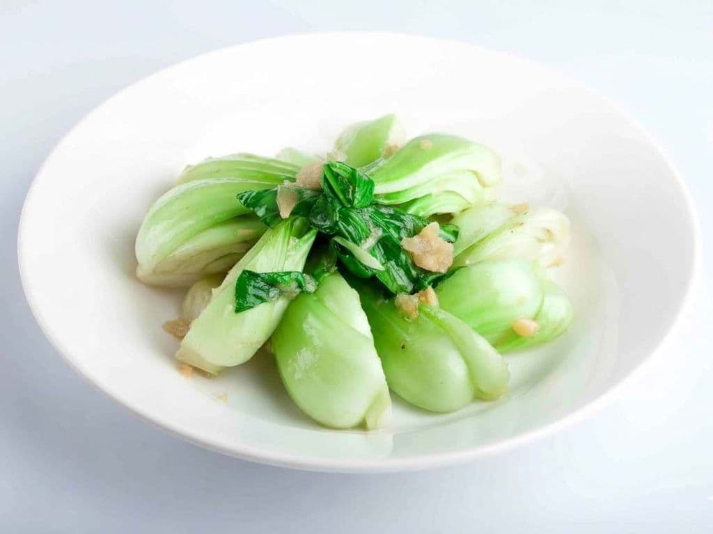 Bok Choy in Garlic Sauce