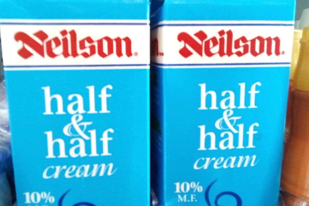 Neilson half and half 10 % cream 1 L