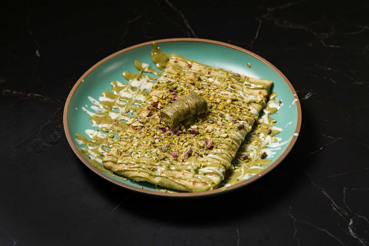 Crepe pistachio royale