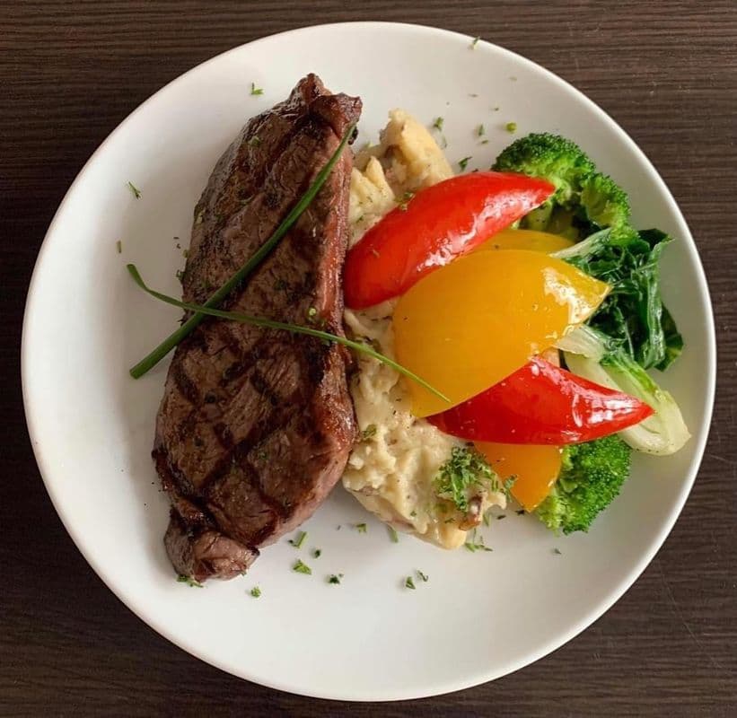 8oz Steak and Mash