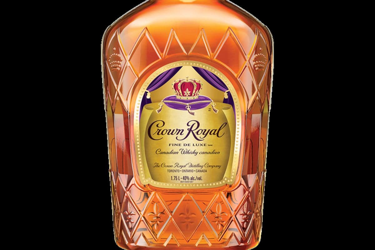 Crown Royal Whiskey 1.75L (1 x 1.75 L)