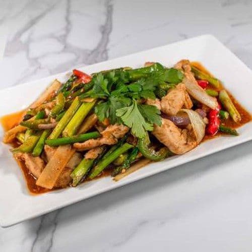 Poulet satay avec riz / Satay Chicken with Rice