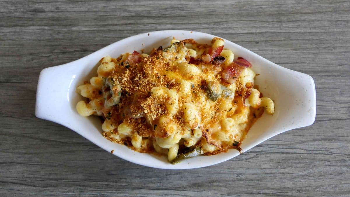 Baked Jalapeño Bacon Mac