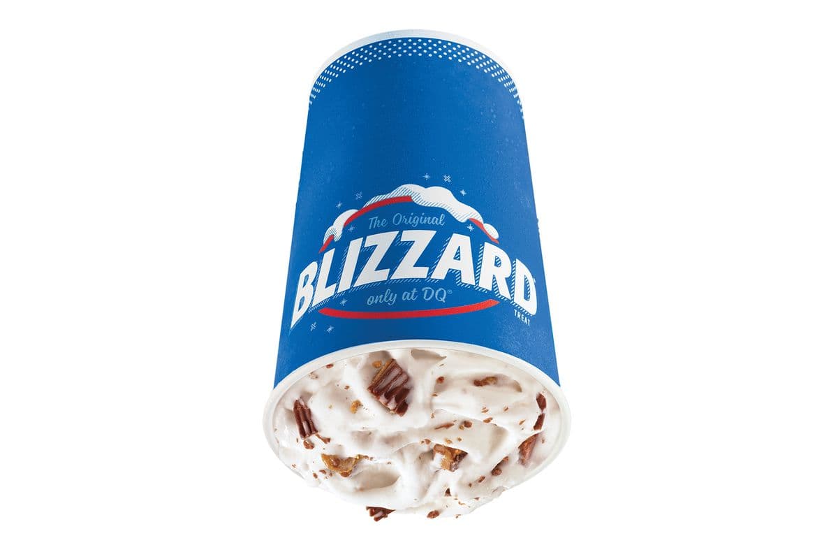 Dessert Blizzard® aux moules au beurre d’arachide Reese's® / Reese's® Peanut Butter Cup Blizzard® Treat