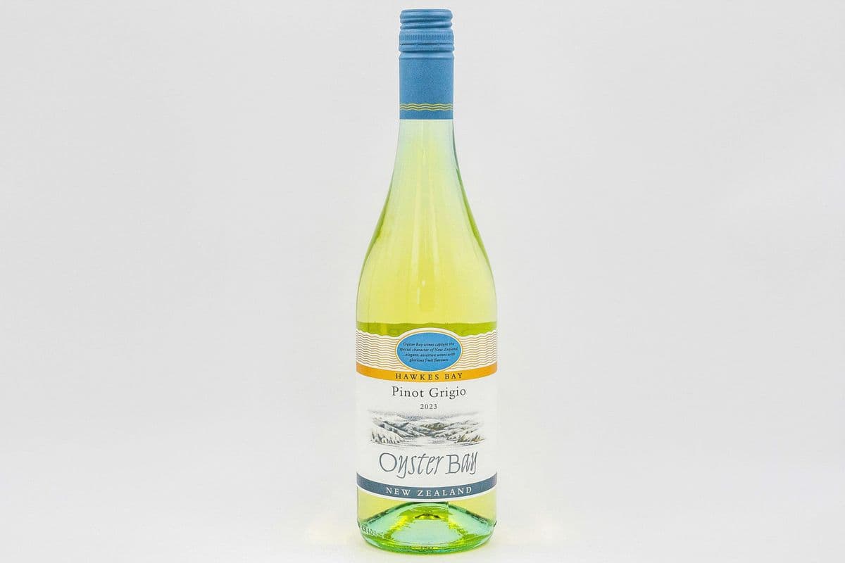 Oyster Bay Pinot Grigio (750 ml) (1 x 750 ml)
