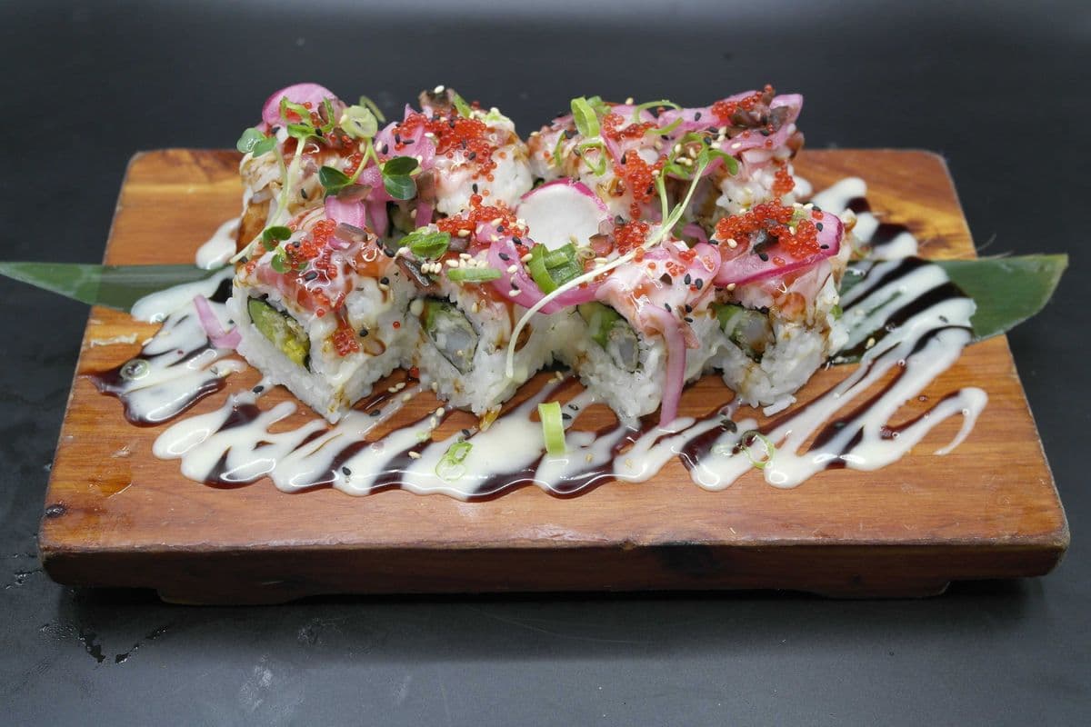 Rising Sakura Roll