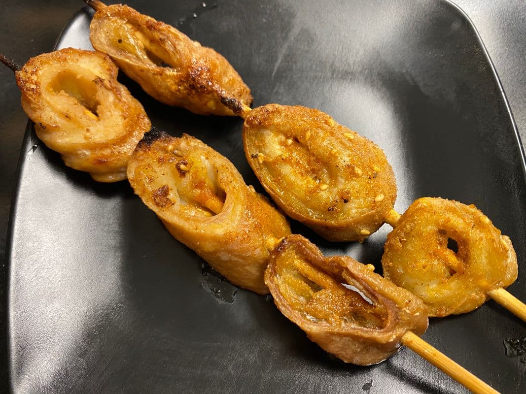 Pork Intestines Skewers 炸肥肠 (2 pcs)