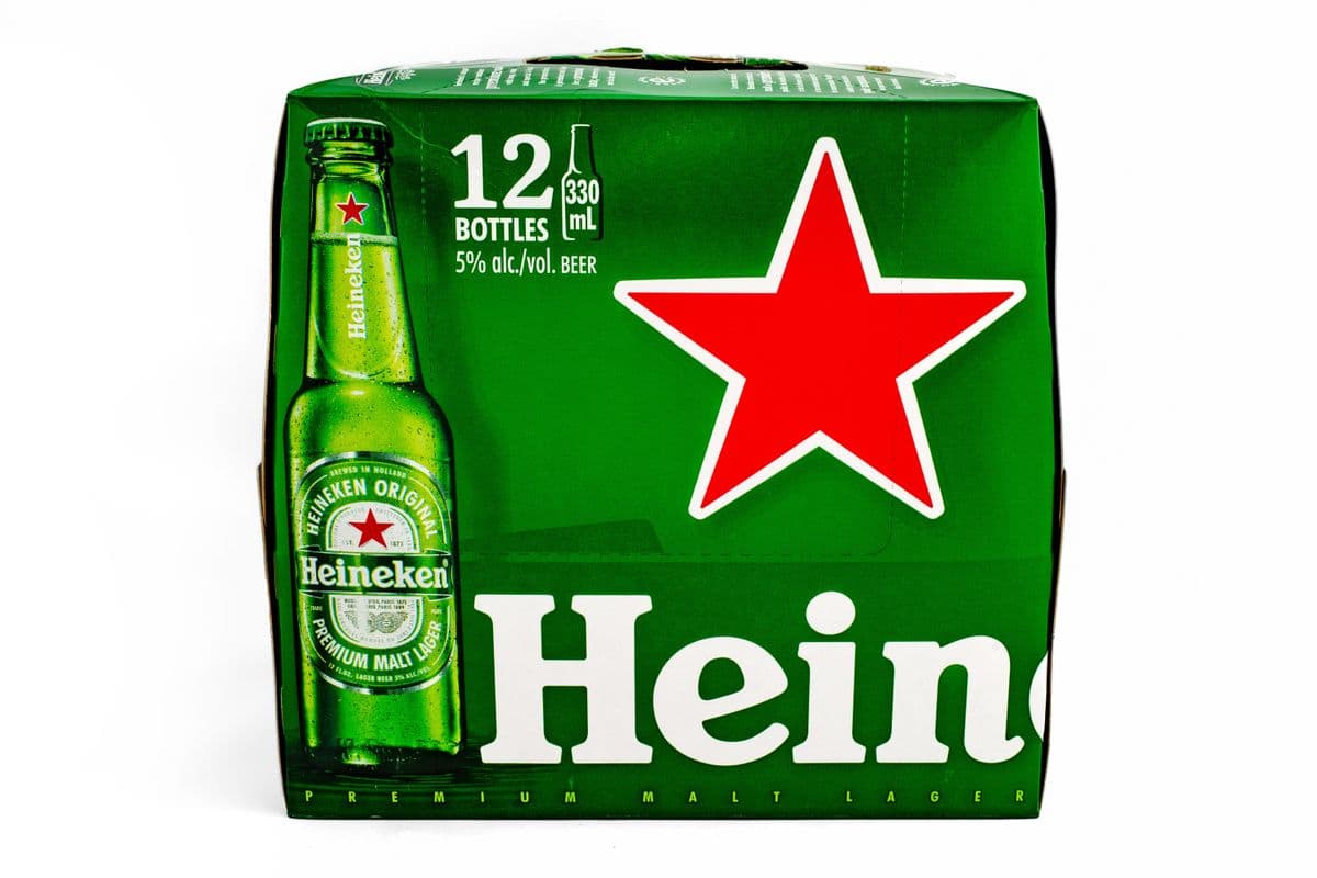 Heineken (12 x 330 ml Bottles)