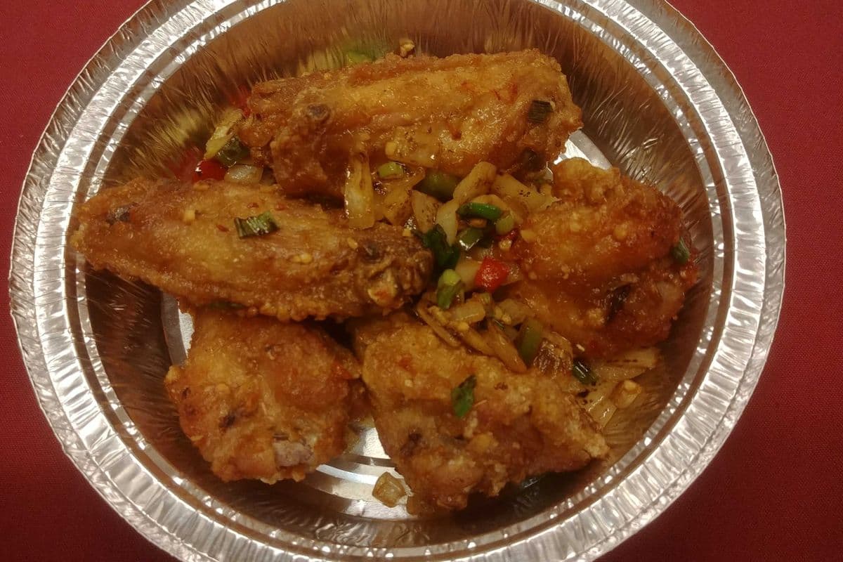 12. Ailes de poulet (6 mcx) / Chicken Wings (6 pcs)