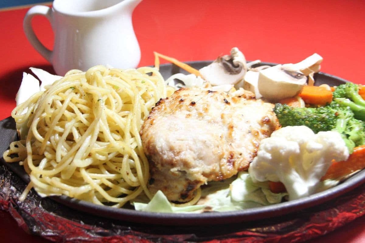 Chicken Noodle Sizzler