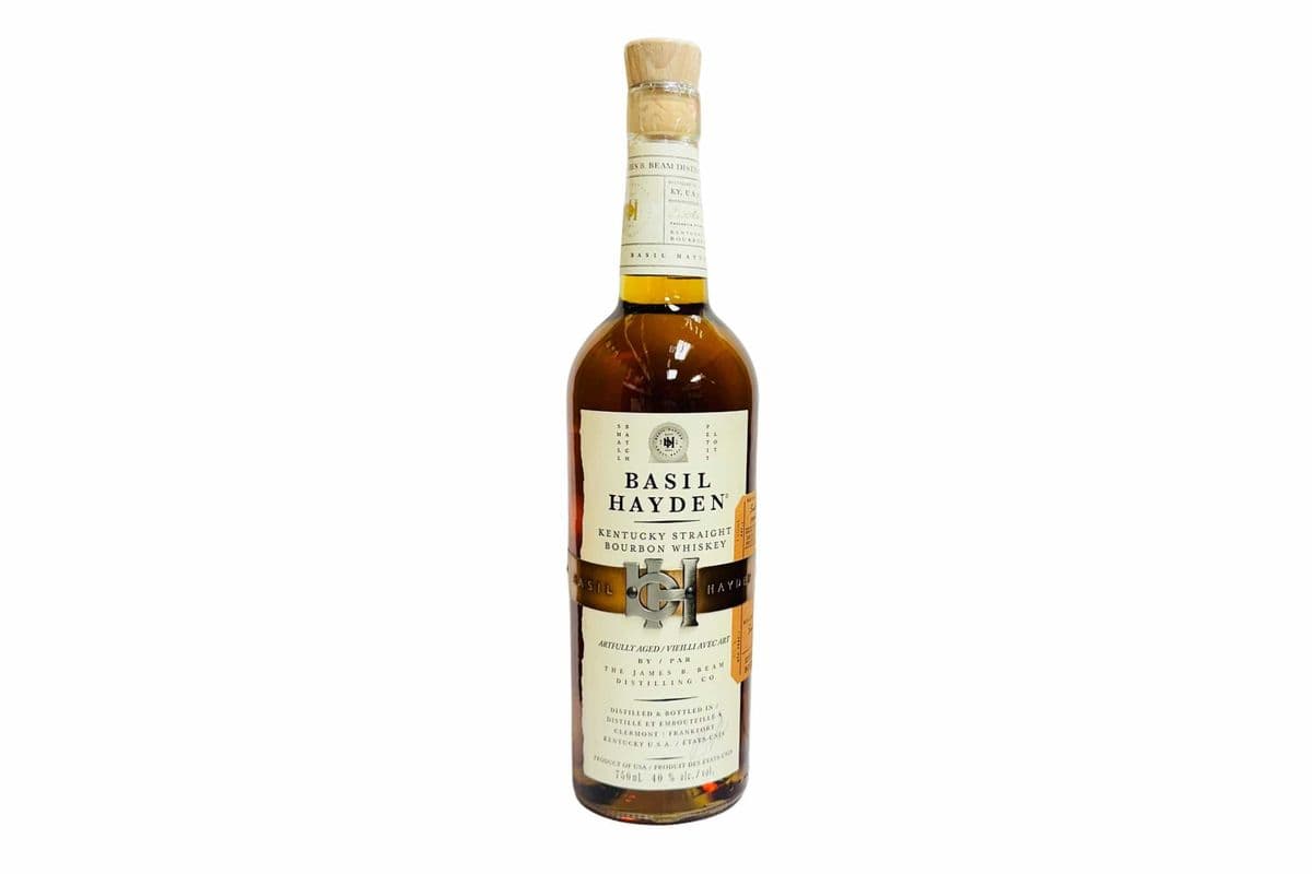 Basil Hayden Bourbon Whiskey (1 x 750mL)