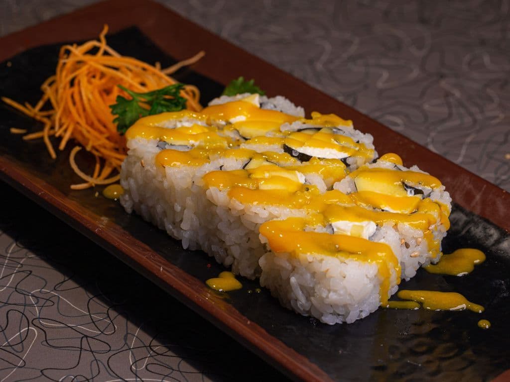 Mango Cream Cheese Roll(6pcs)