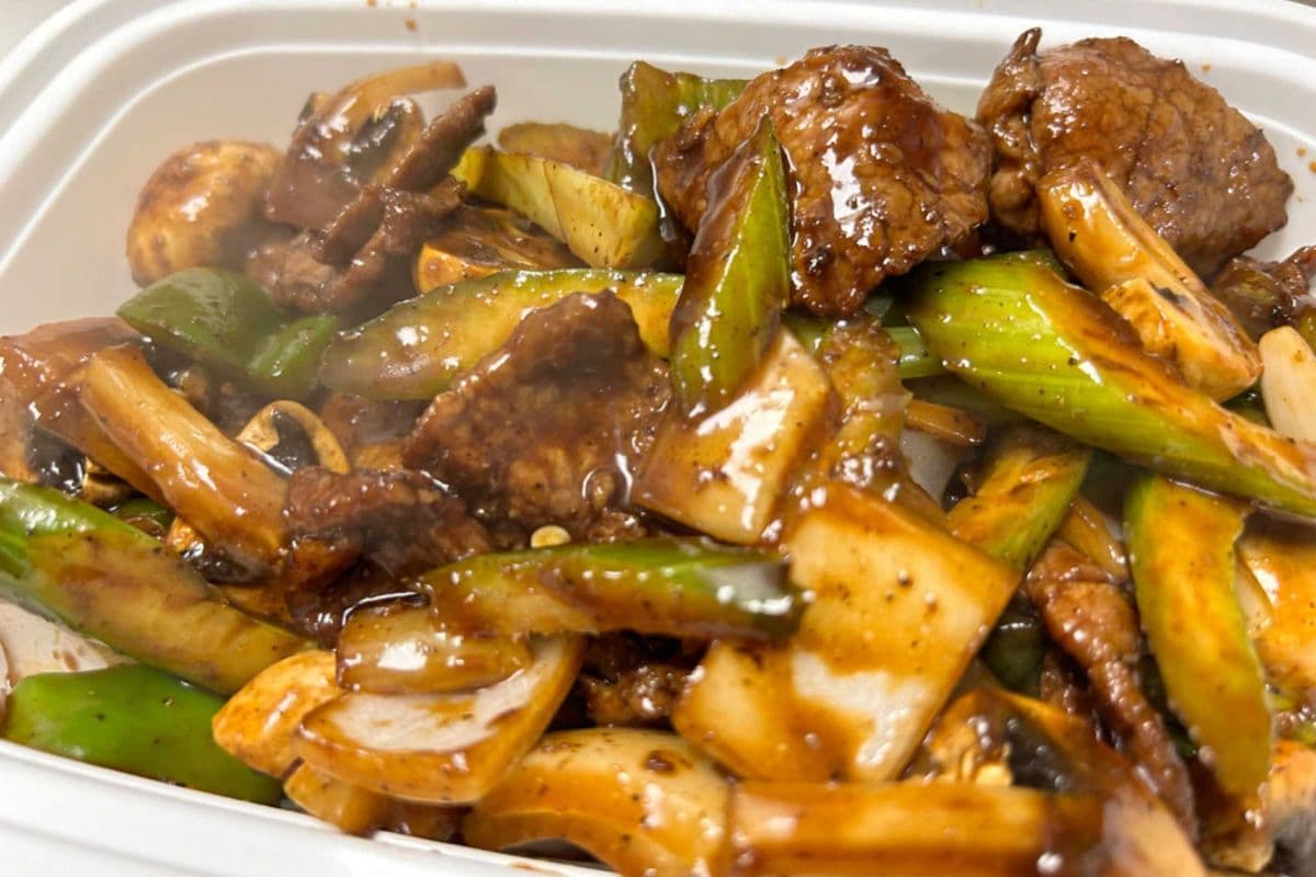 SFP6. Pork with black pepper 黑椒肉片