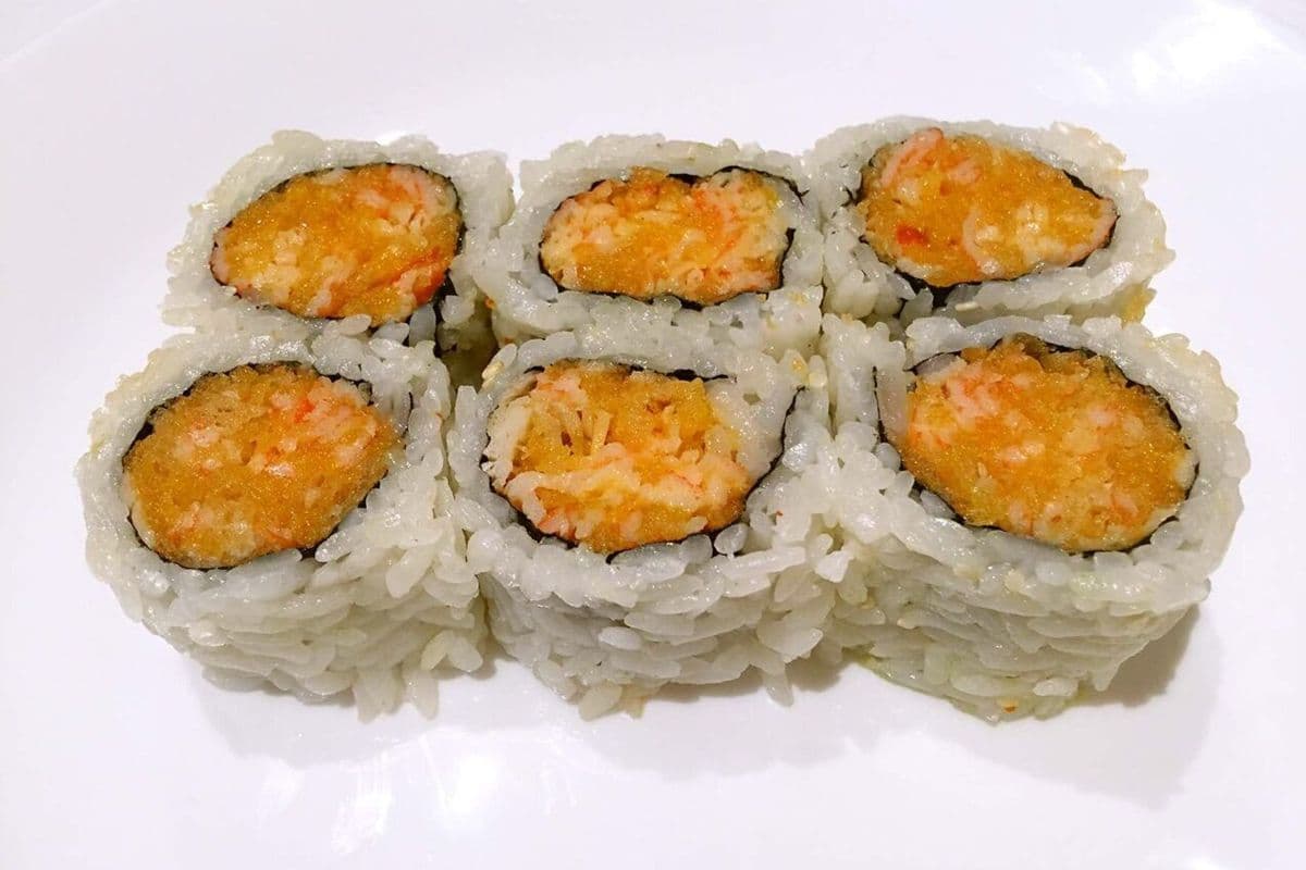 R07. Spicy Crab Meat Roll (6 pcs)