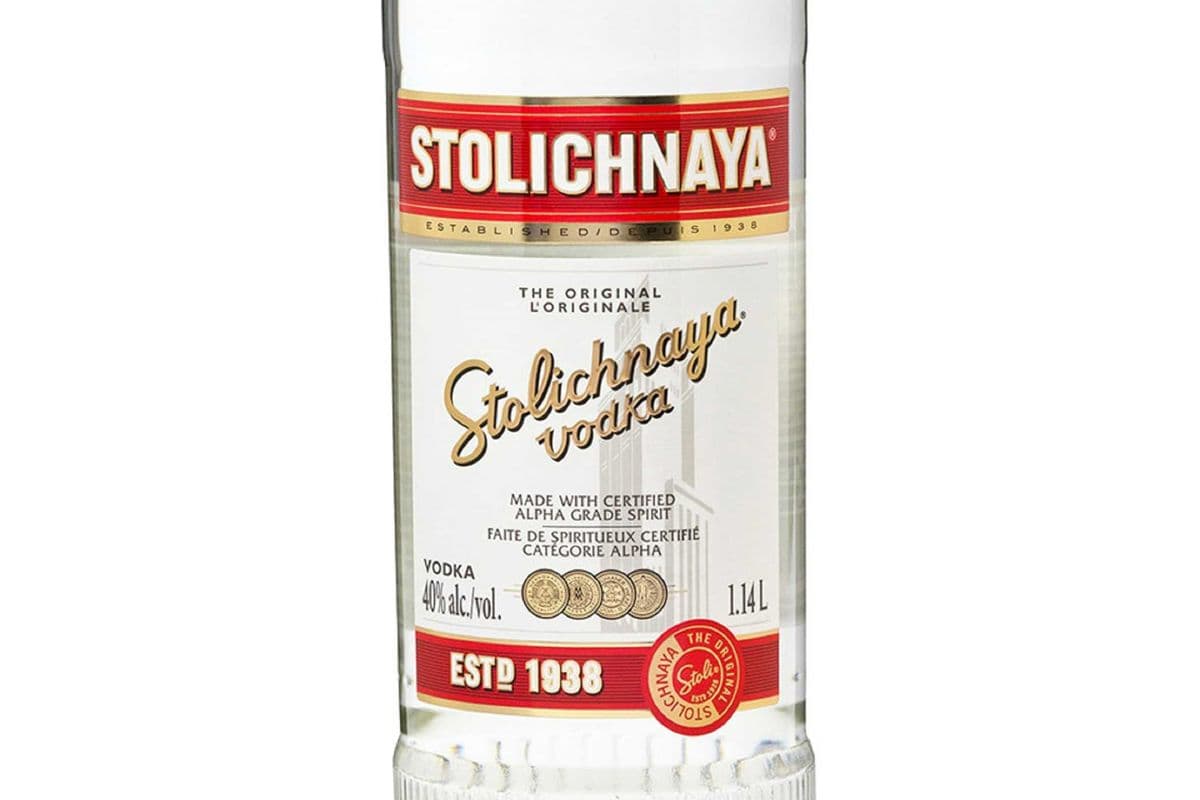 Stolichnaya Premium Vodka (1 x 750 ml)