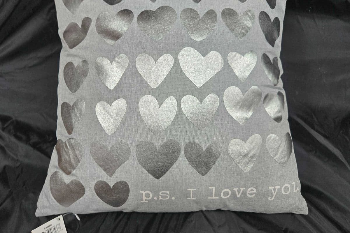 "Love" House Knit Accent Pillow (16" x 16")