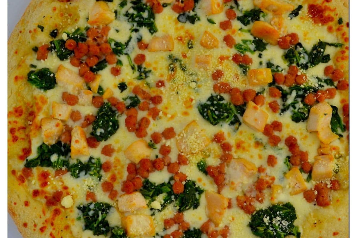 Small Chicken Caesar Pizza