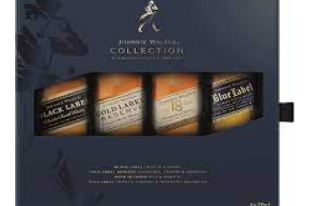 JOHNNIE WALKER FAMILY COLLECTION PACK (1 x 4*200ML ) (4 x 1*400*200ML)