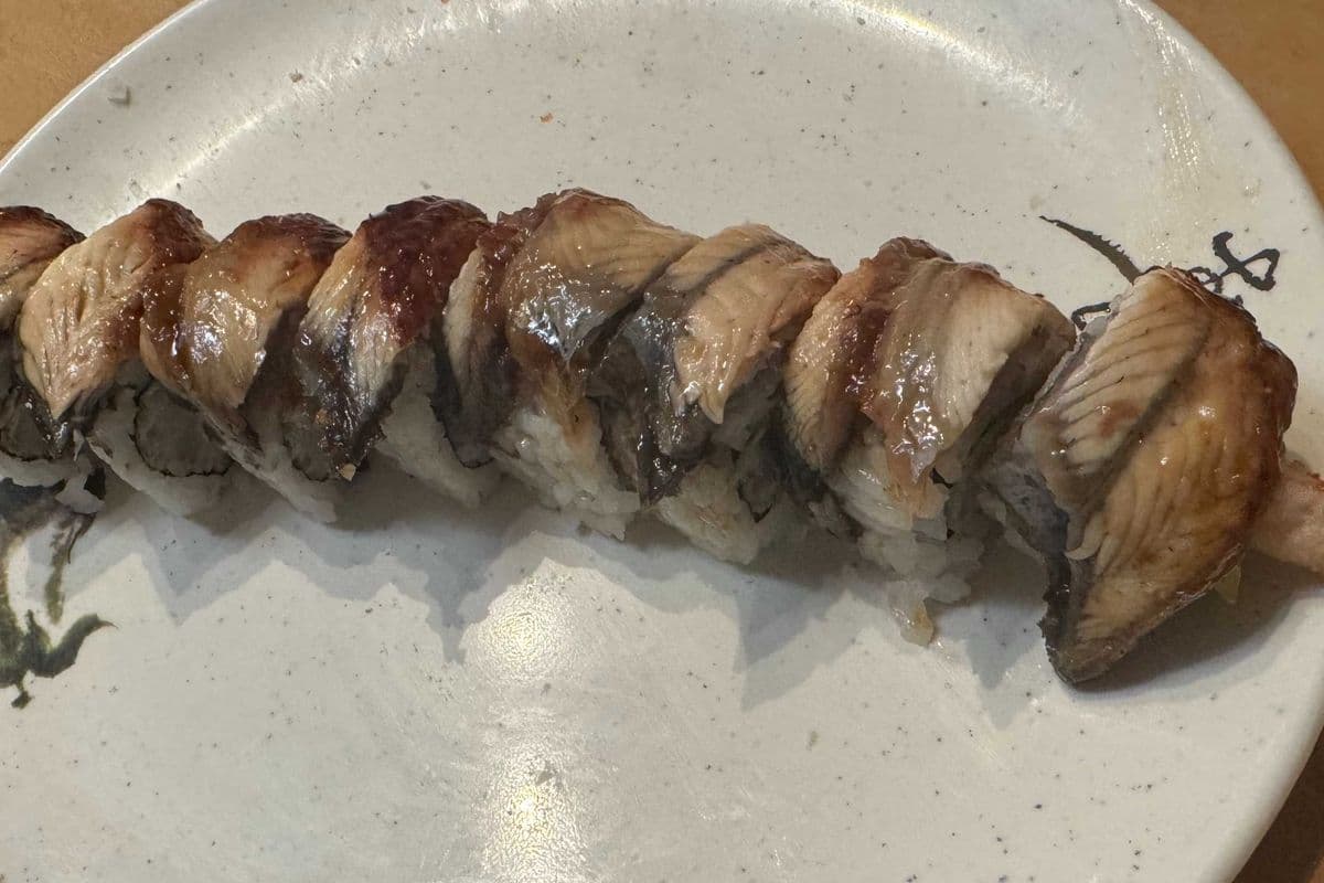 S11) Black Dragon Roll (10pcs)
