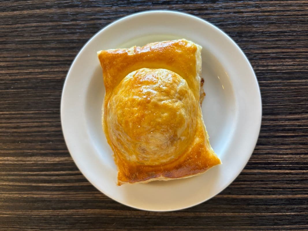 A30. Banh Pate Chaud-Pate Chaud