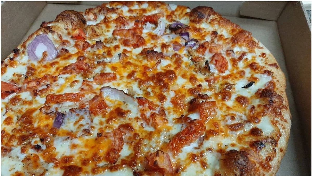 Extra Large Redneck Pizza