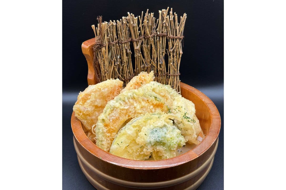 AP4. Vegetable tempura (10 pcs)