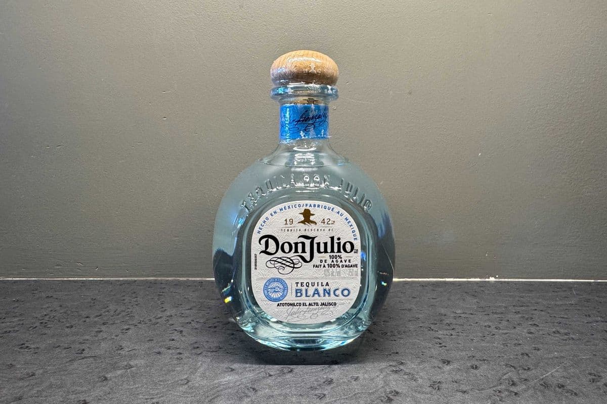 Don Julio Blanco Tequila Bottle (1 x 750ml)