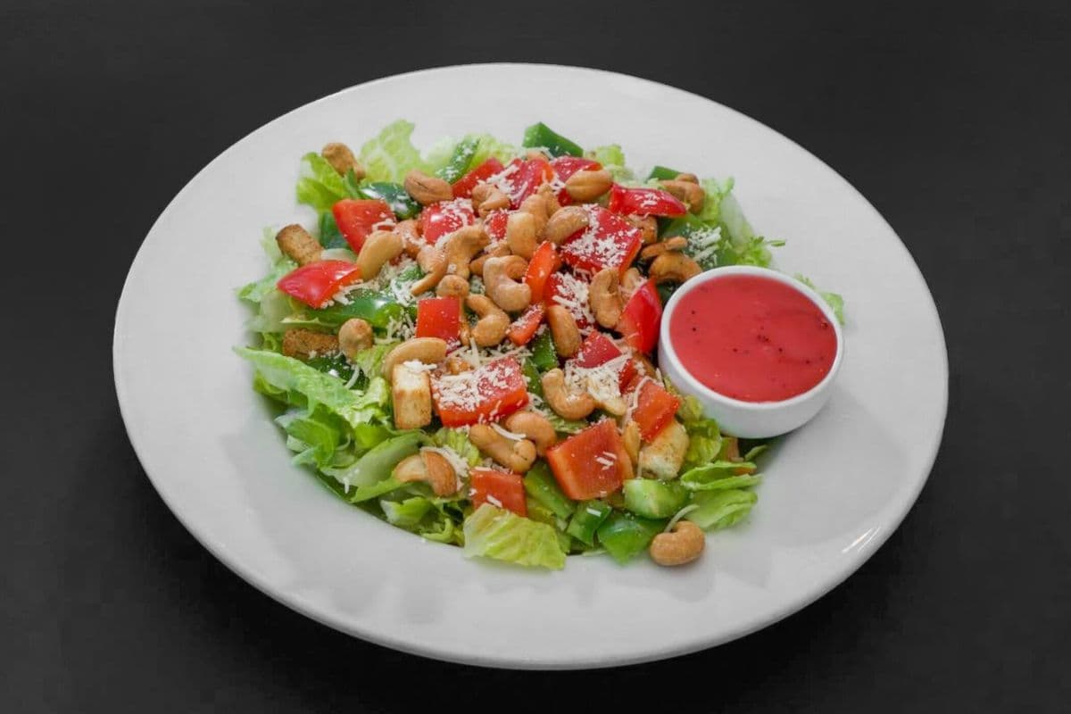 Raspberry Cashew Salad